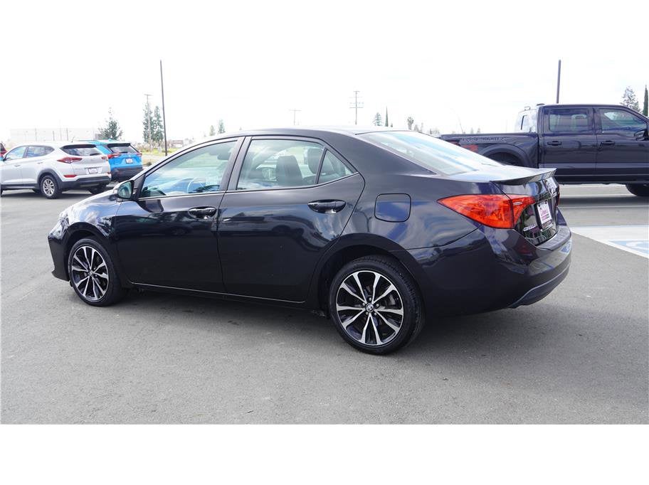 2017 Toyota Corolla SE Sedan 4D