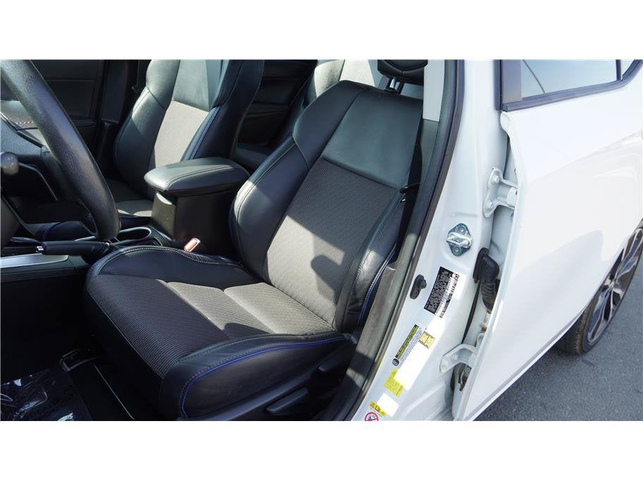 2017 Toyota Corolla SE Sedan 4D