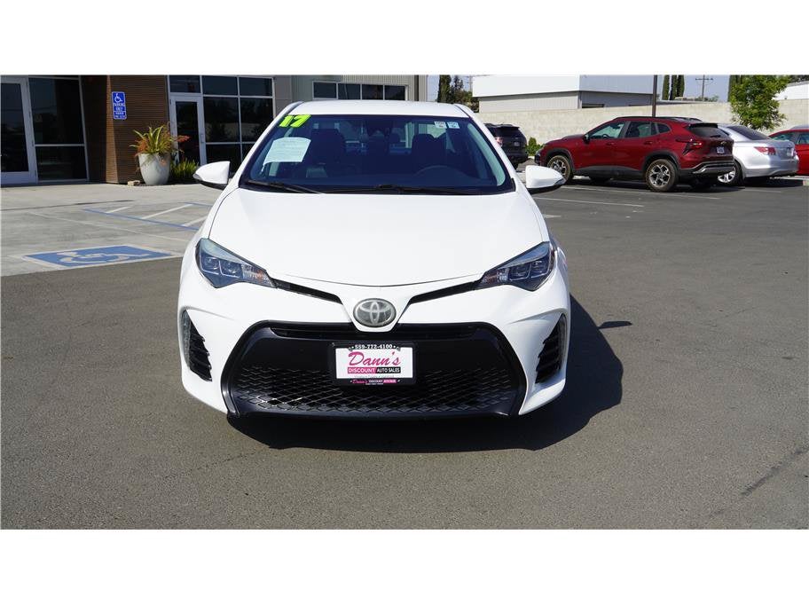 2017 Toyota Corolla SE Sedan 4D