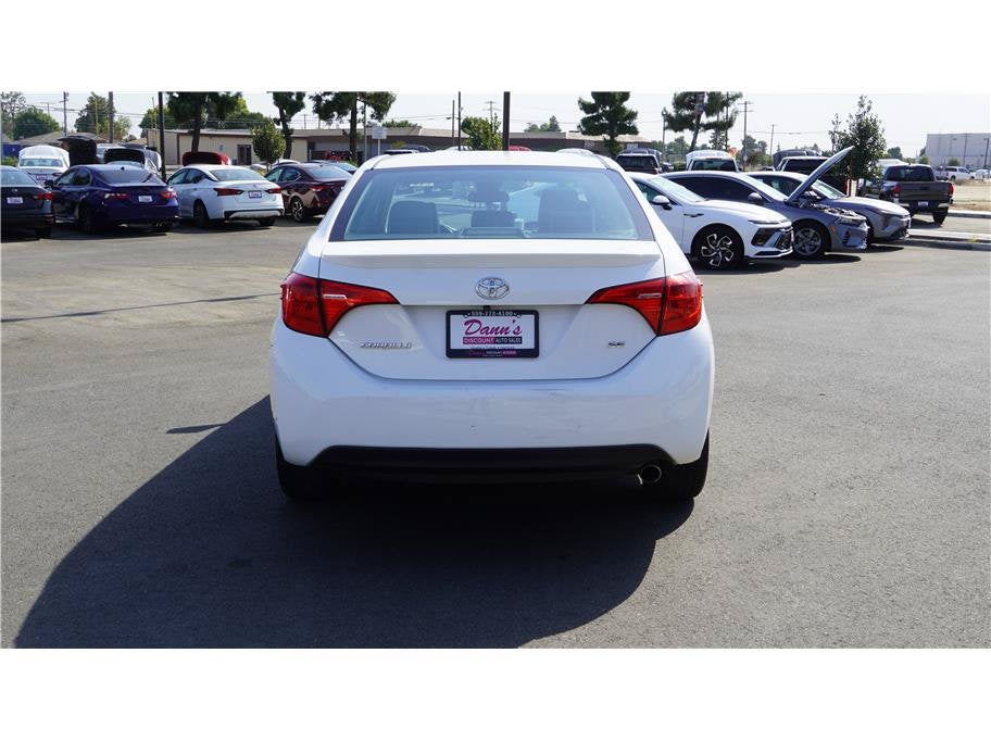 2017 Toyota Corolla SE Sedan 4D