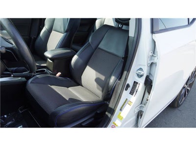 2017 Toyota Corolla SE Sedan 4D