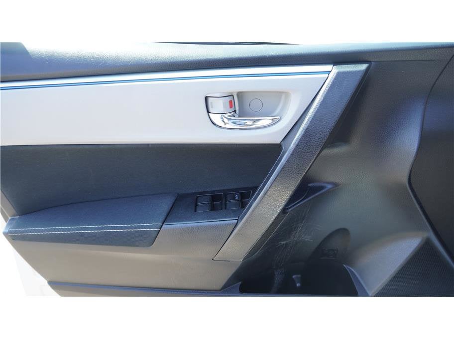 2016 Toyota Corolla LE Plus Sedan 4D