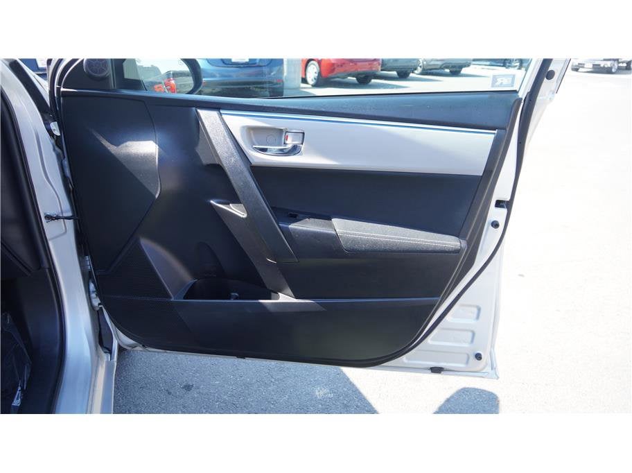 2016 Toyota Corolla LE Plus Sedan 4D