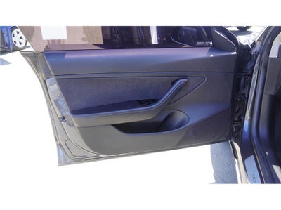 2018 Tesla Model 3 Long Range Sedan 4D