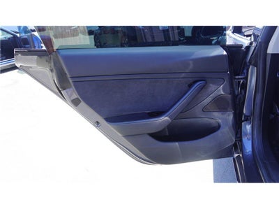2018 Tesla Model 3 Long Range Sedan 4D