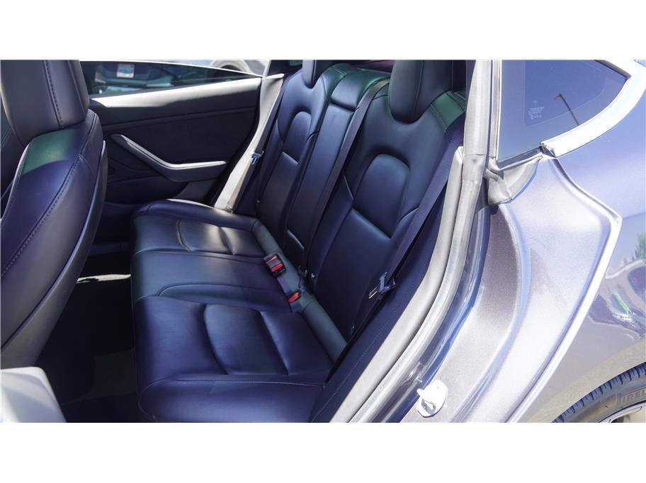 2018 Tesla Model 3 Long Range Sedan 4D