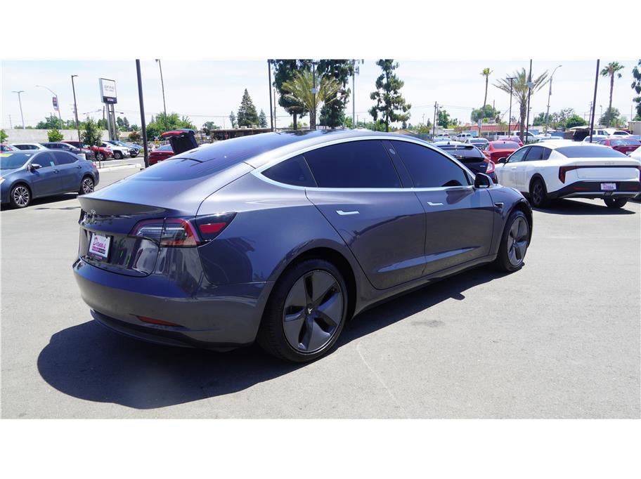 2018 Tesla Model 3 Long Range Sedan 4D