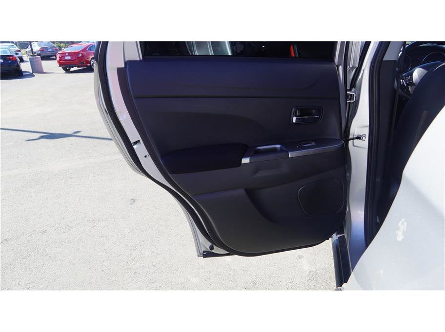 2021 Mitsubishi Outlander Sport LE Sport Utility 4D