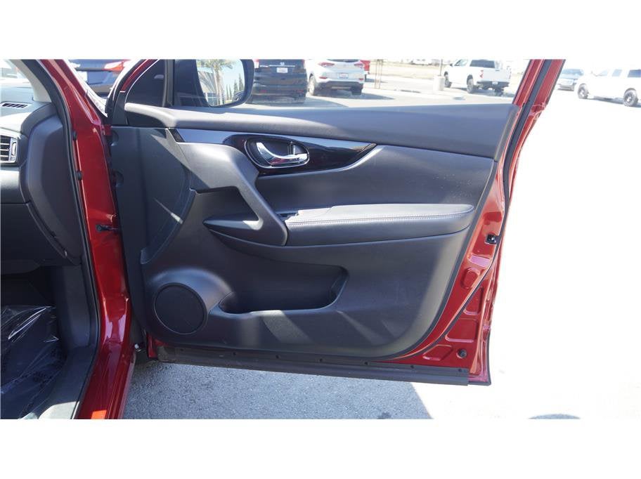 2021 Nissan Rogue Sport SV