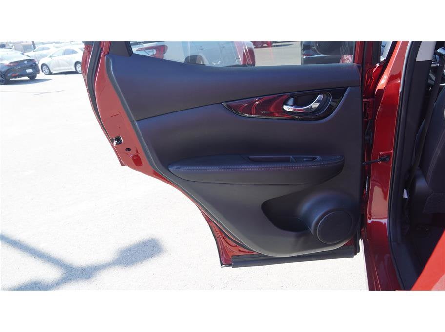 2021 Nissan Rogue Sport SV