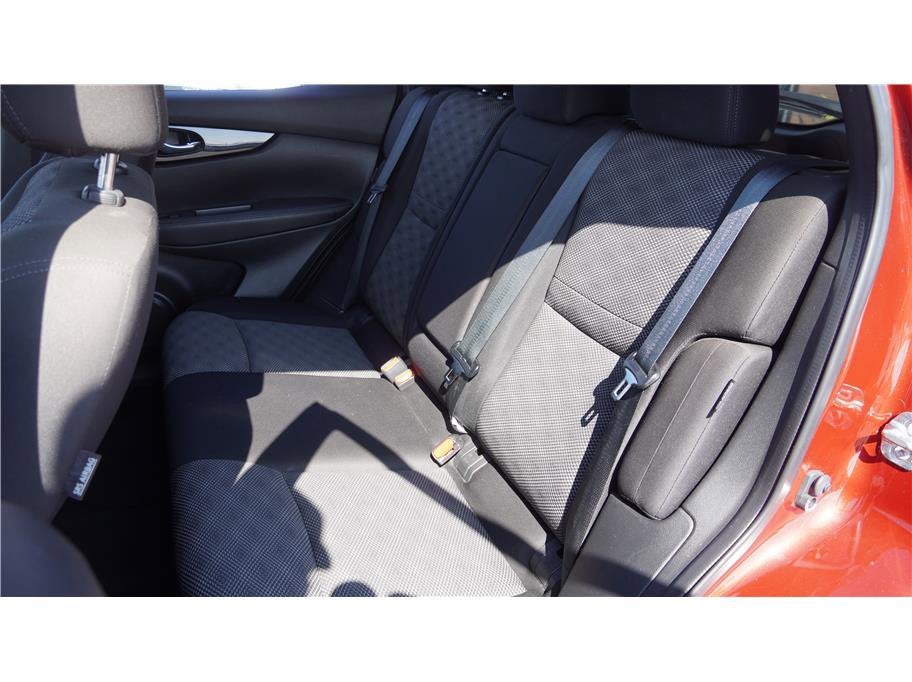 2021 Nissan Rogue Sport SV