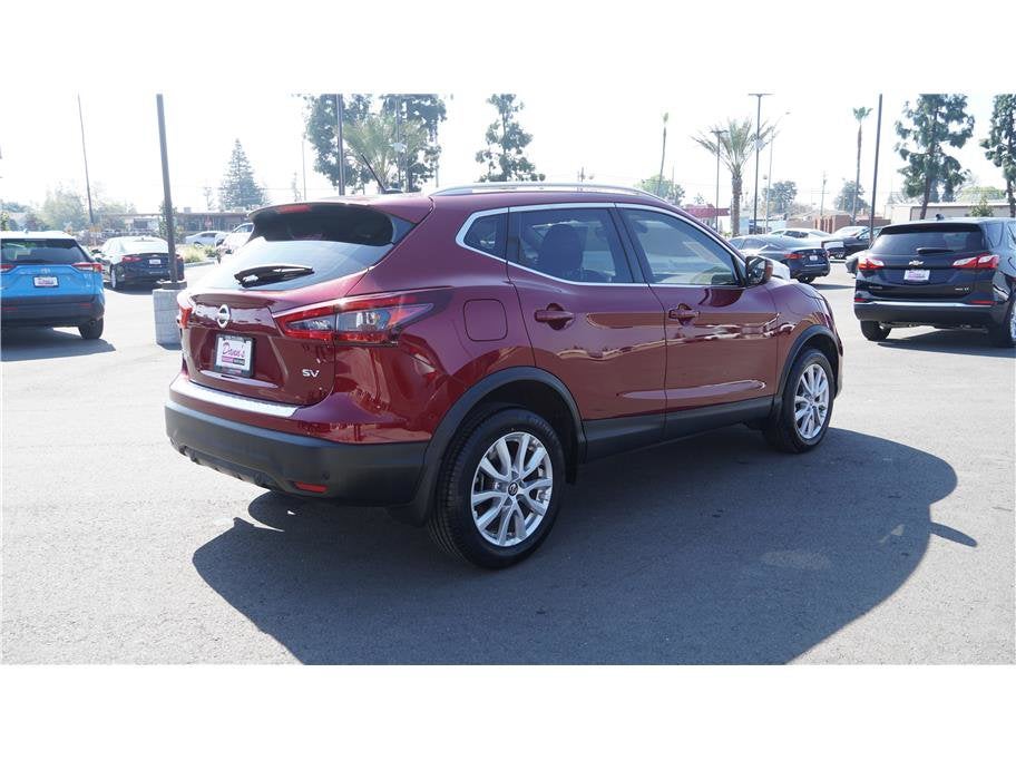 2021 Nissan Rogue Sport SV