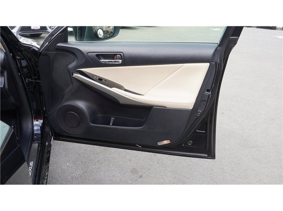 2016 Lexus IS 200t IS 200t Sedan 4D