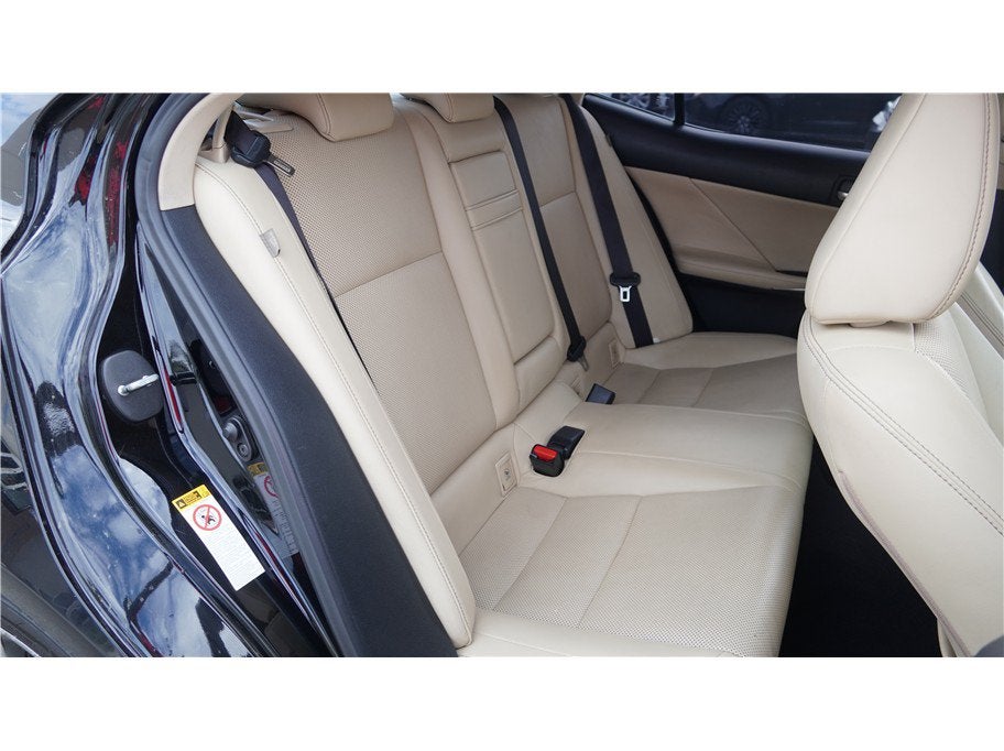 2016 Lexus IS 200t IS 200t Sedan 4D