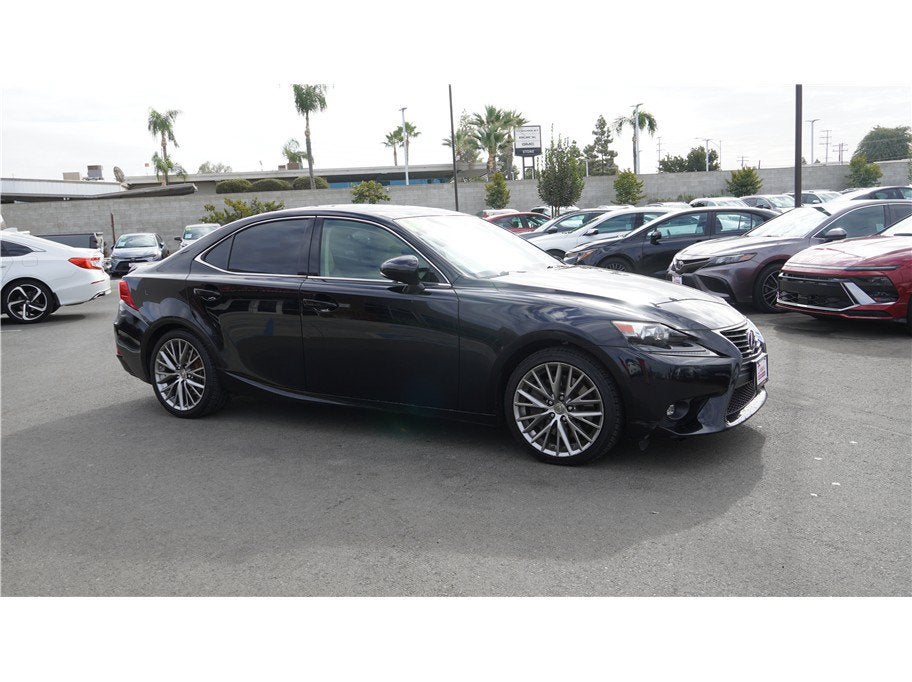 2016 Lexus IS 200t IS 200t Sedan 4D