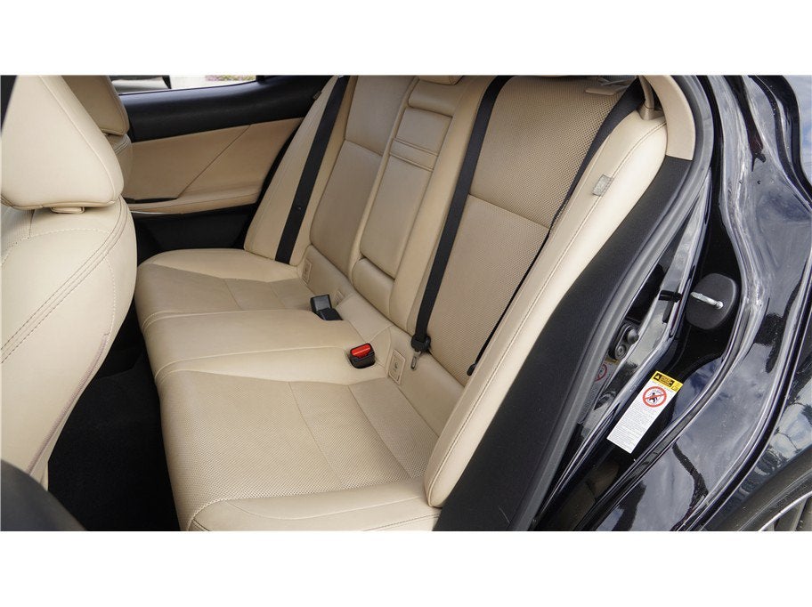 2016 Lexus IS 200t IS 200t Sedan 4D