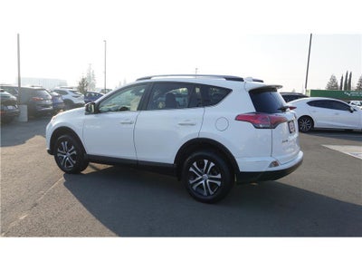 2017 Toyota RAV4 LE