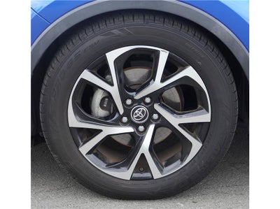 2019 Toyota C-HR XLE Sport Utility 4D