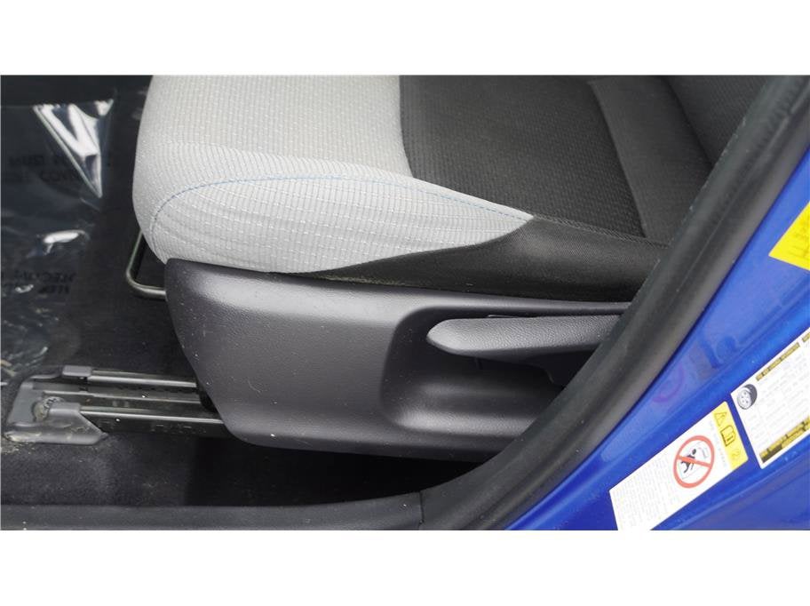 2019 Toyota C-HR XLE Sport Utility 4D