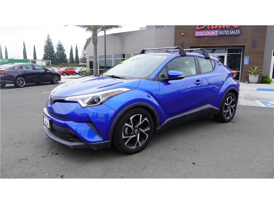 2019 Toyota C-HR XLE Sport Utility 4D