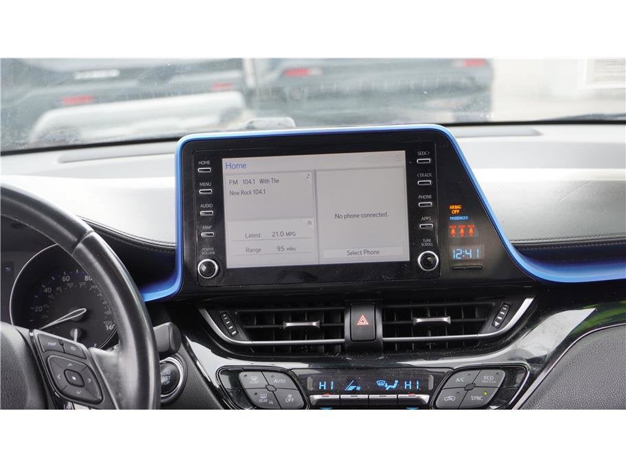 2019 Toyota C-HR XLE Sport Utility 4D