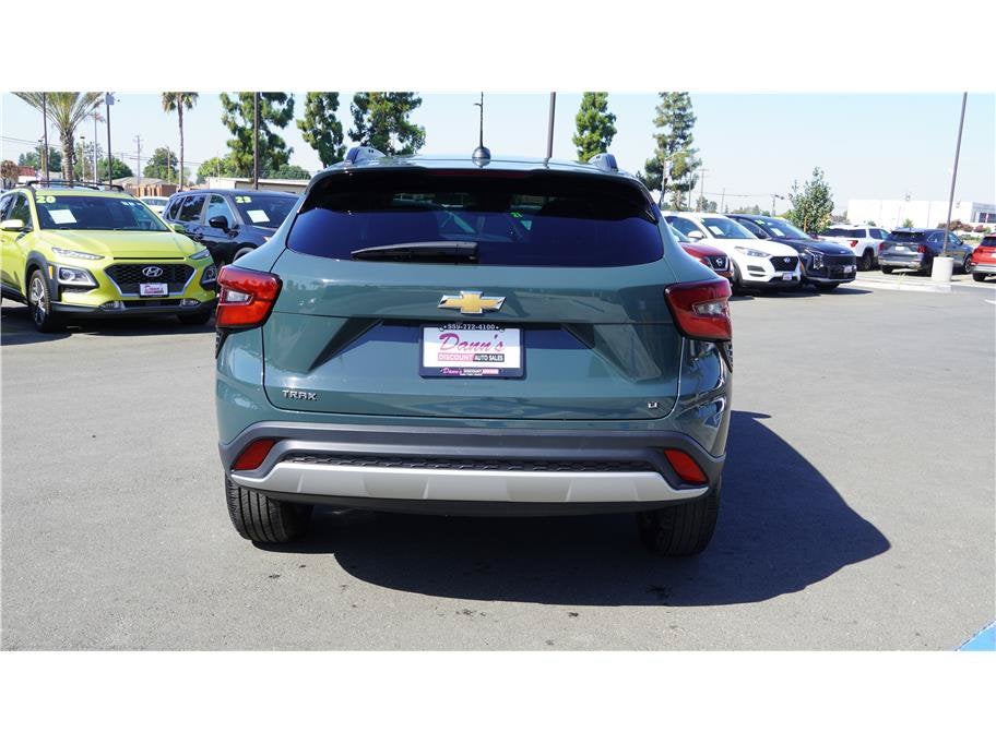 2025 Chevrolet Trax LT