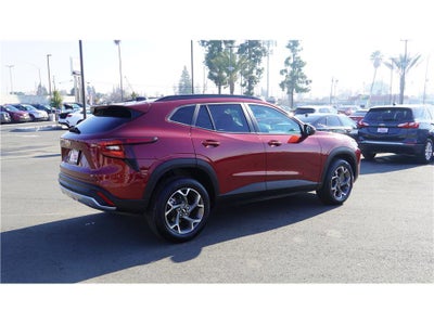 2025 Chevrolet Trax LT