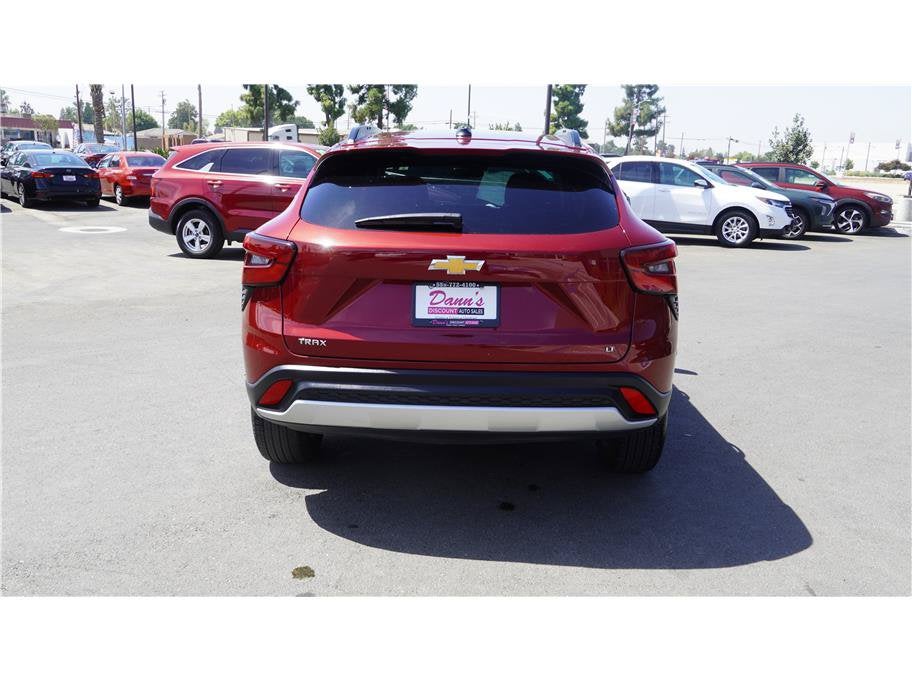 2025 Chevrolet Trax LT