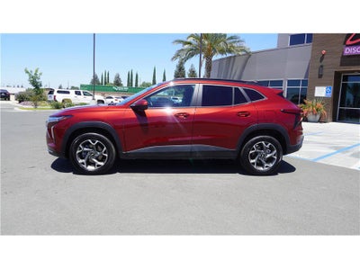 2025 Chevrolet Trax LT