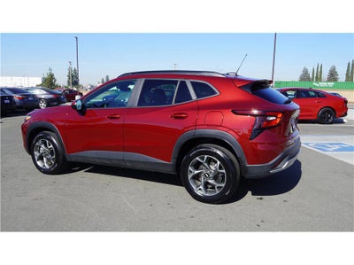 2025 Chevrolet Trax LT