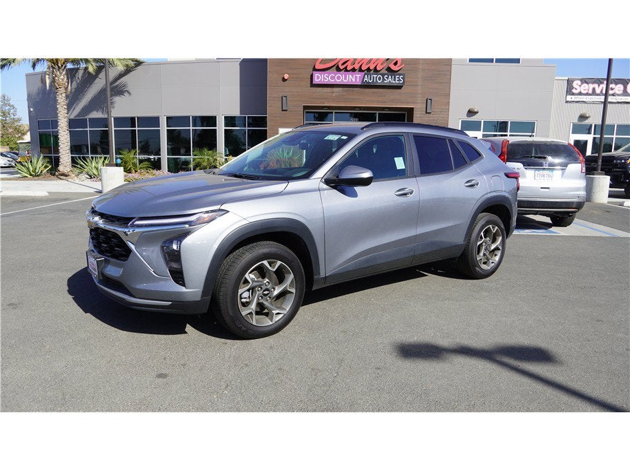 2025 Chevrolet Trax LT