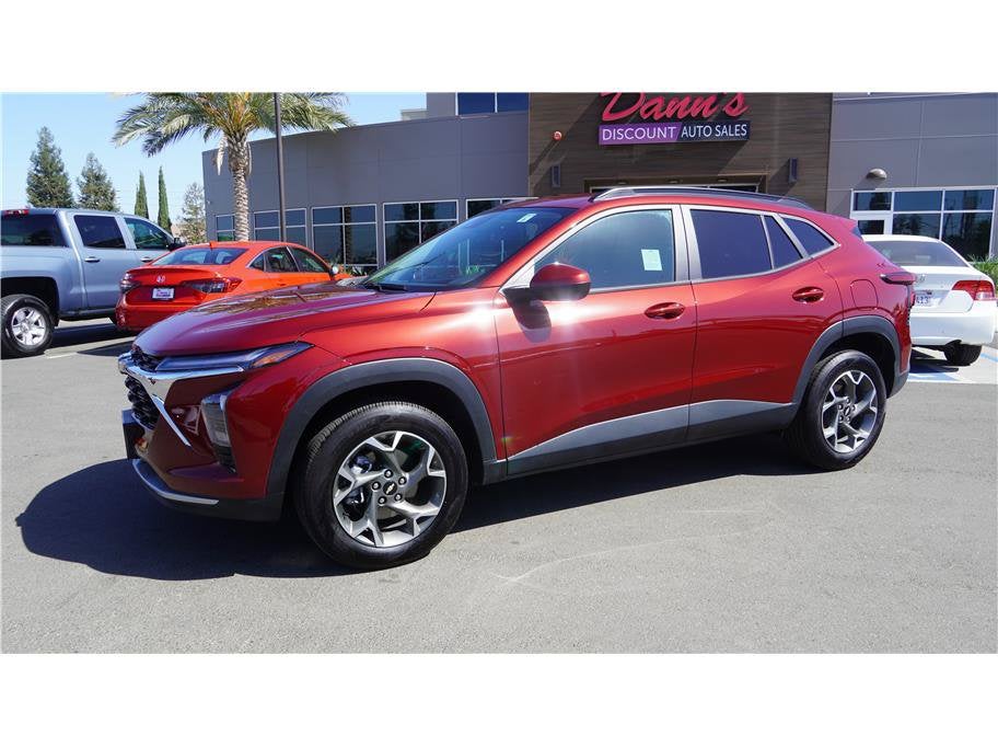 2025 Chevrolet Trax LT