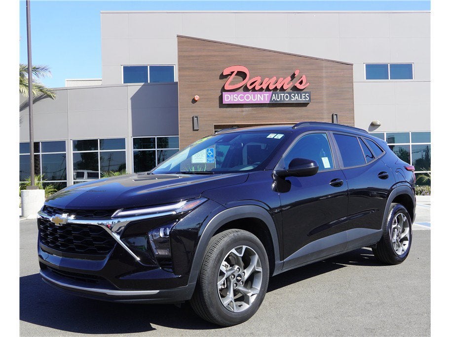 2025 Chevrolet Trax LT