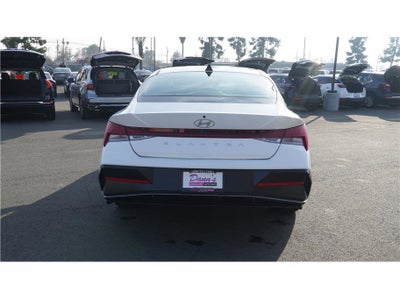 2025 Hyundai Elantra SEL Convenience