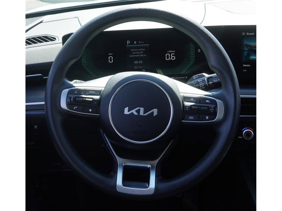 2025 Kia K5 LXS
