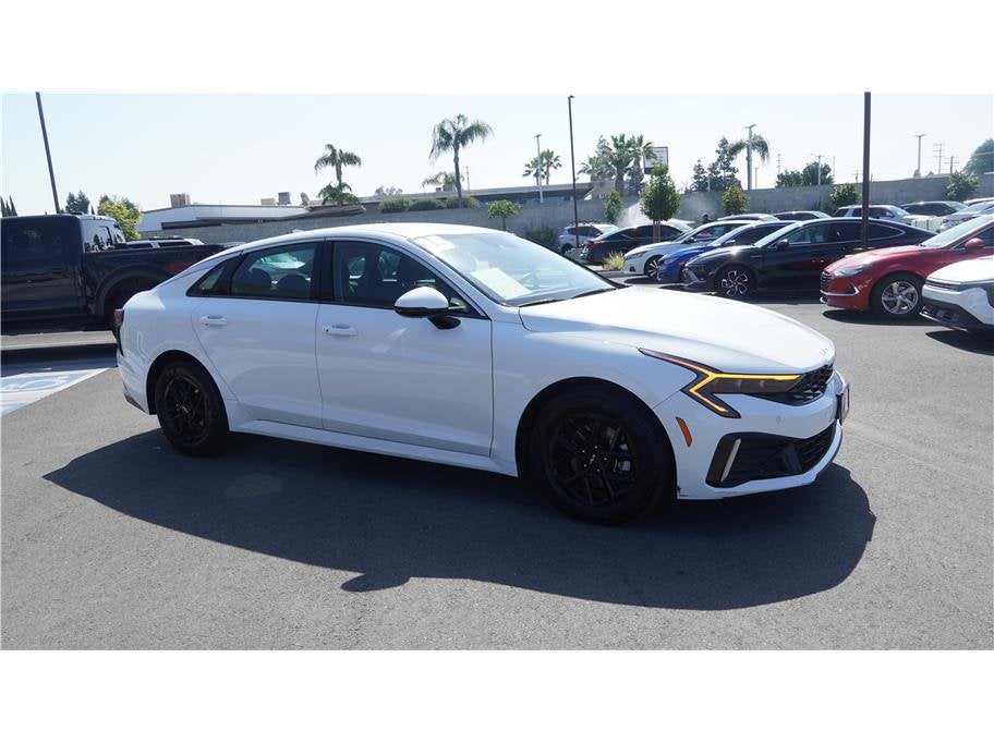 2025 Kia K5 LXS