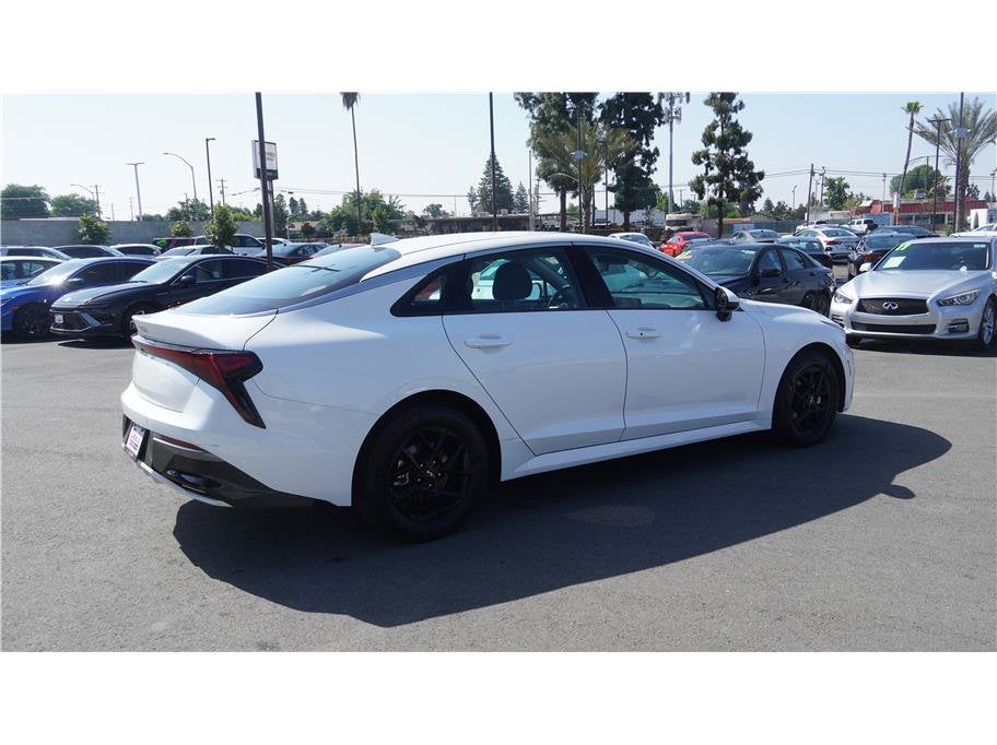 2025 Kia K5 LXS