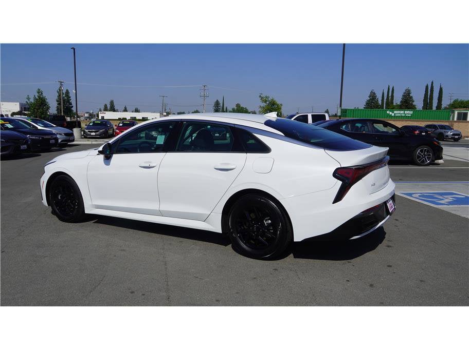 2025 Kia K5 LXS