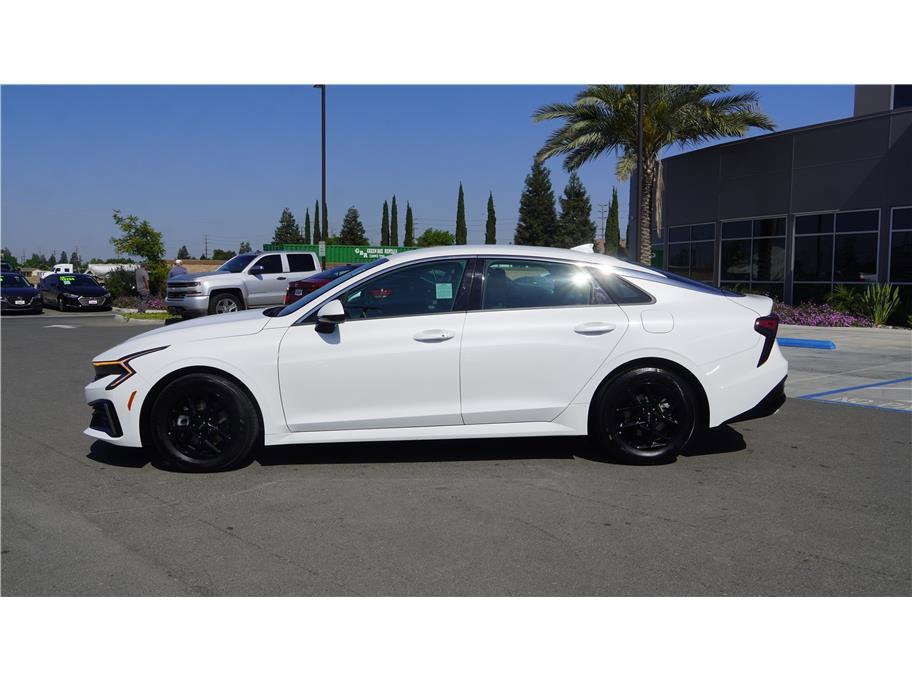 2025 Kia K5 LXS
