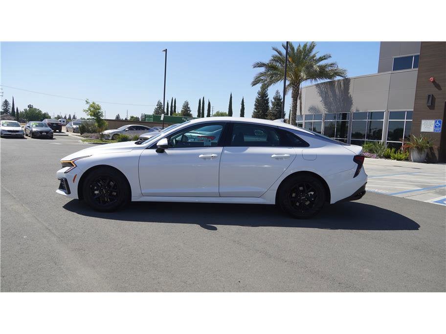 2025 Kia K5 LXS