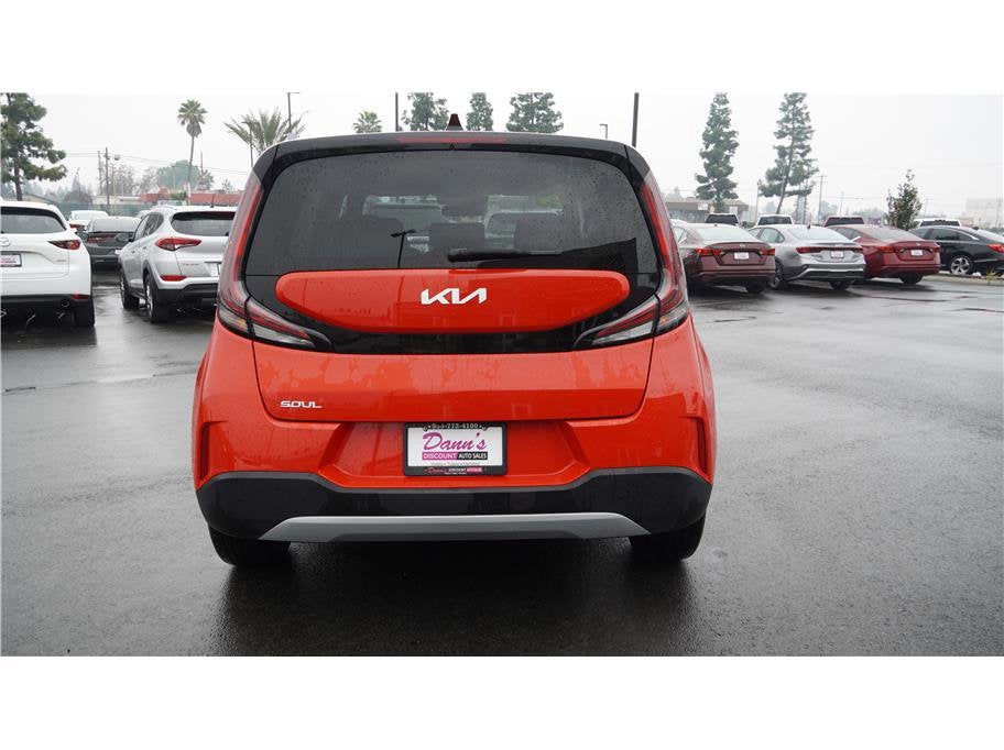 2024 Kia Soul LX