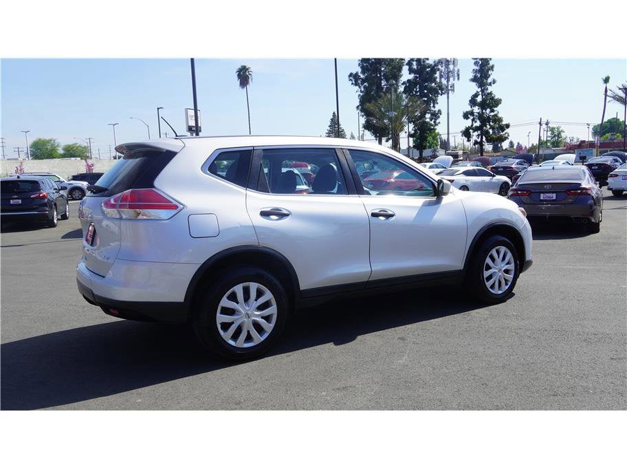 2016 Nissan Rogue S Sport Utility 4D